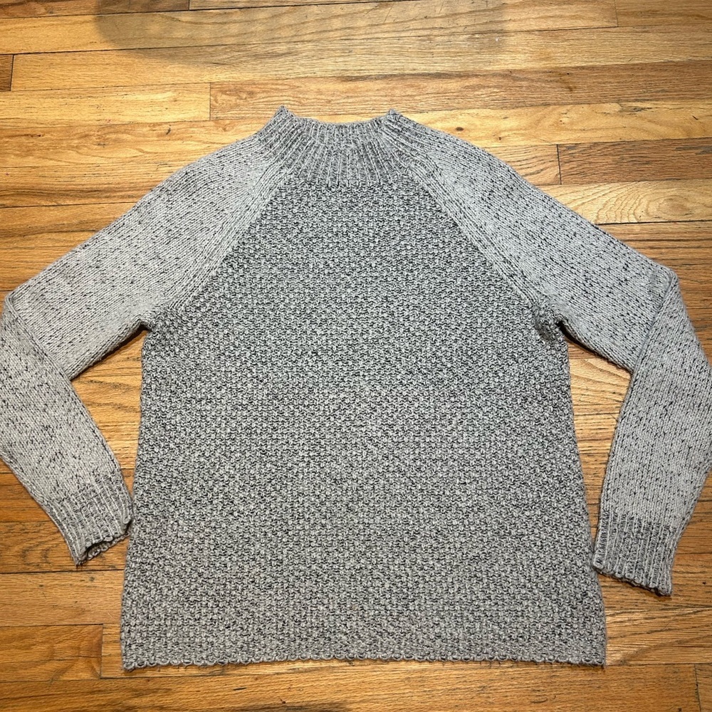 • Vince • Seed Stitch Crew in Pebble/Gray